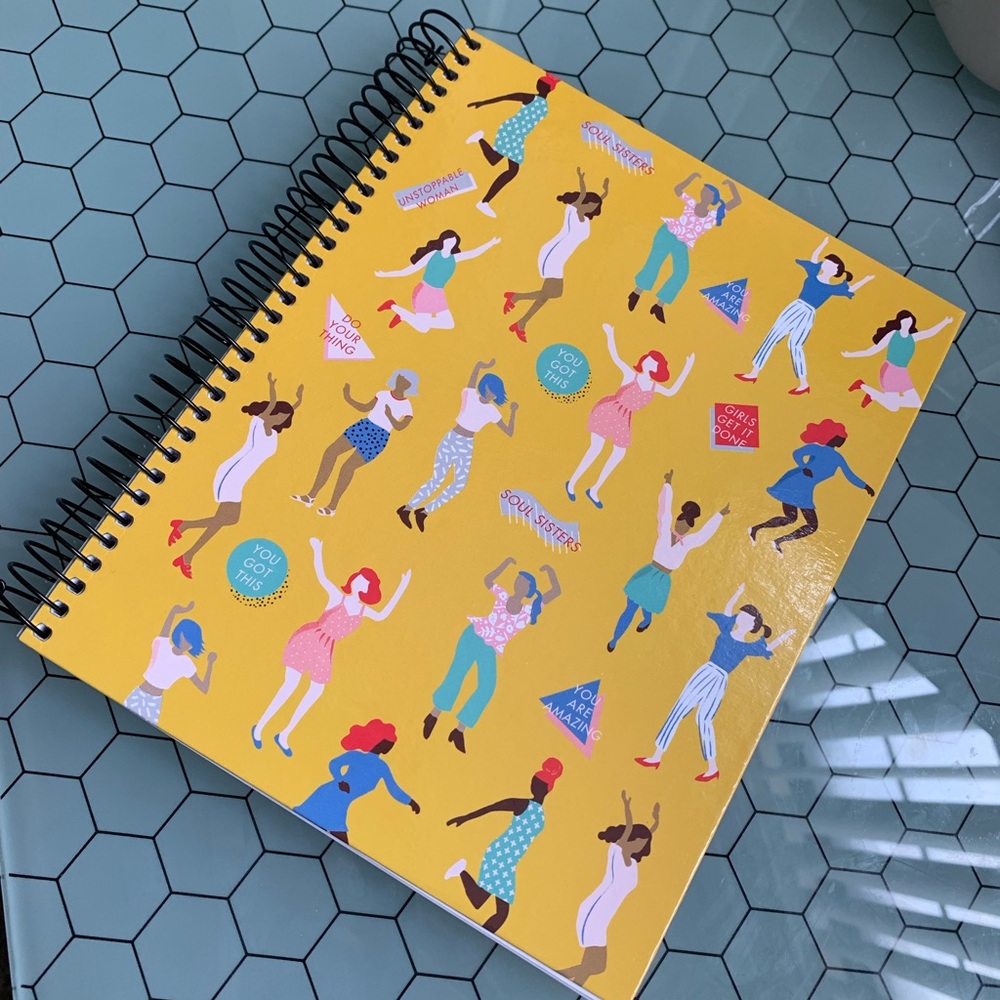Yellow Ladies notebook 💃🏻